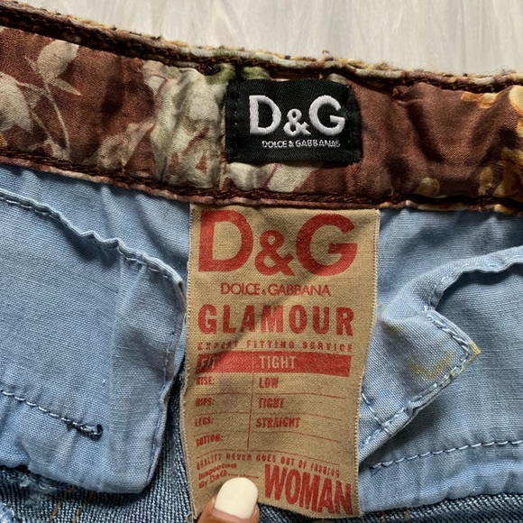 Authentic Dolce and Gabbana Capri jeans - Picture 2 of 3